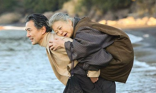 Vậy nên nãy dành thời gian cho gia đình, cho bố mẹ nhiều hơn khi bạn còn có thể - Ảnh minh họa: Internet