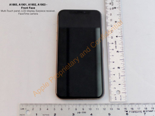 Màn hình và viền màn hình mặt trước có màu đen.