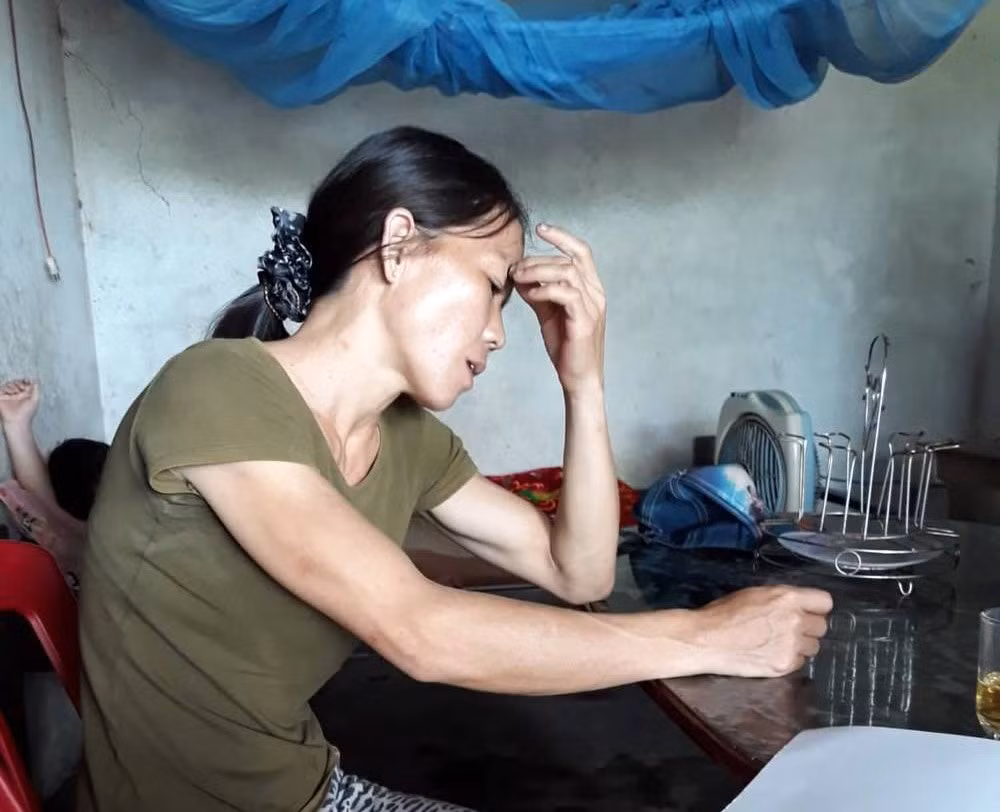 Mau giay viet tay quyen luc cua truong thon o Ha Tinh