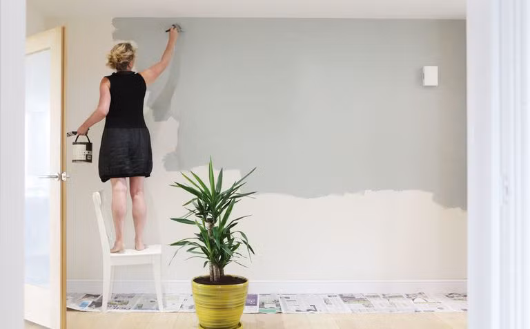  Phối hợp quá nhiều màu sắc. Việc phối quá nhiều màu ở một không gian có thể làm mất đi sự bình yên vốn có của ngôi nhà. Ảnh: House Beautiful.