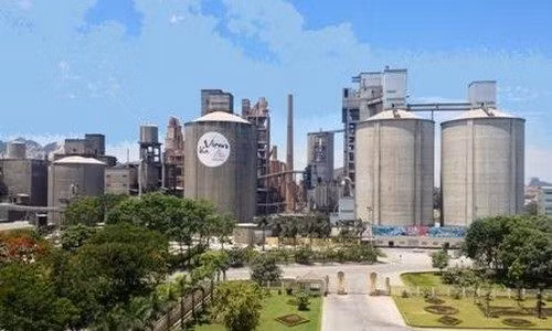 Tuy nhiên, theo đánh giá của Bộ Tài chính, Vicem còn nhiều khoản đầu tư khác không mang lại hiệu quả hoặc hiệu quả không cao như tại Xi măng Vicem Bút Sơn, Hải Vân, Hoàng Mai...Doanh thu và lợi nhuận của các công ty này giảm mạnh trong năm 2017. Ảnh: Thoibaokinhdoanh.