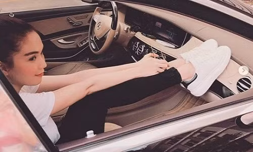 Ngoc Trinh tro thanh CEO cong ty san xuat dien anh