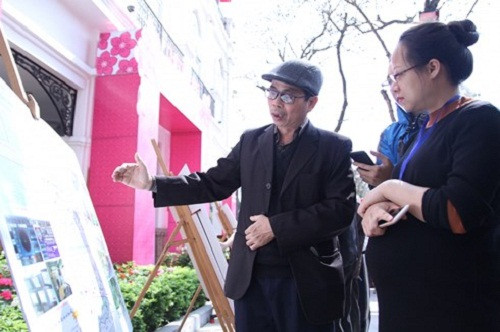 Kiến trúc sư Trần Huy Ánh phân tích về những bất cập trong quy hoạch dự án.Ảnh VK.