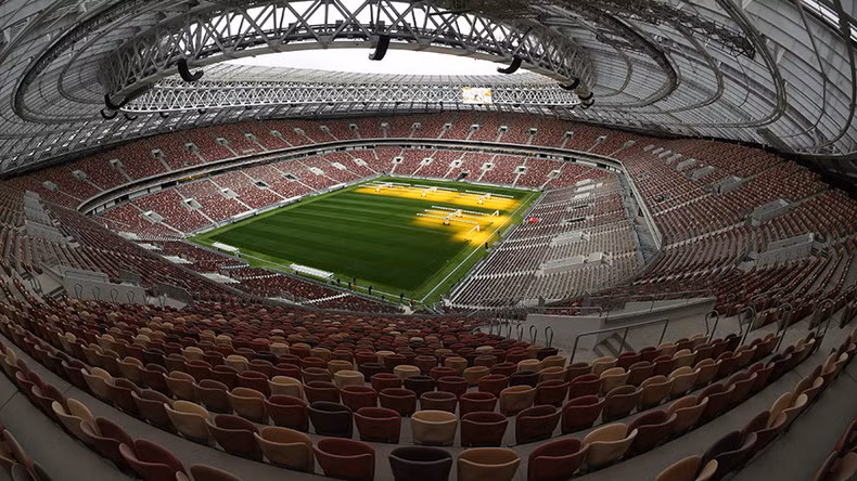 Khung mái vòm bằng thép. Ảnh: RT.