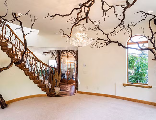 Đặc biệt, phòng tắm có vòi hoa sen đôi, bồn tắm phun tia và vòi sen hơi nước