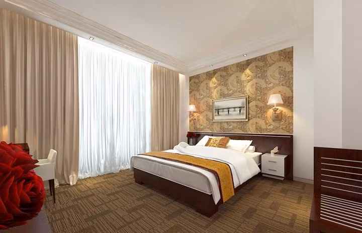 Được khai trương vào cuối tháng 12/2015, khách sạn thiết kế theo lối kiến trúc cổ và trang bị nhiều tiện nghi hiện đại. Ảnh: Bookinghotelvn.