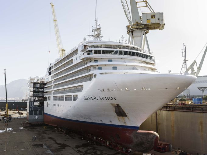Dự án kéo dài du thuyền Silver Spirit hướng đến mẫu du thuyền hiện đại bậc nhất thế giới, mang đến trải nghiệm xa hoa hơn cho hành khách.