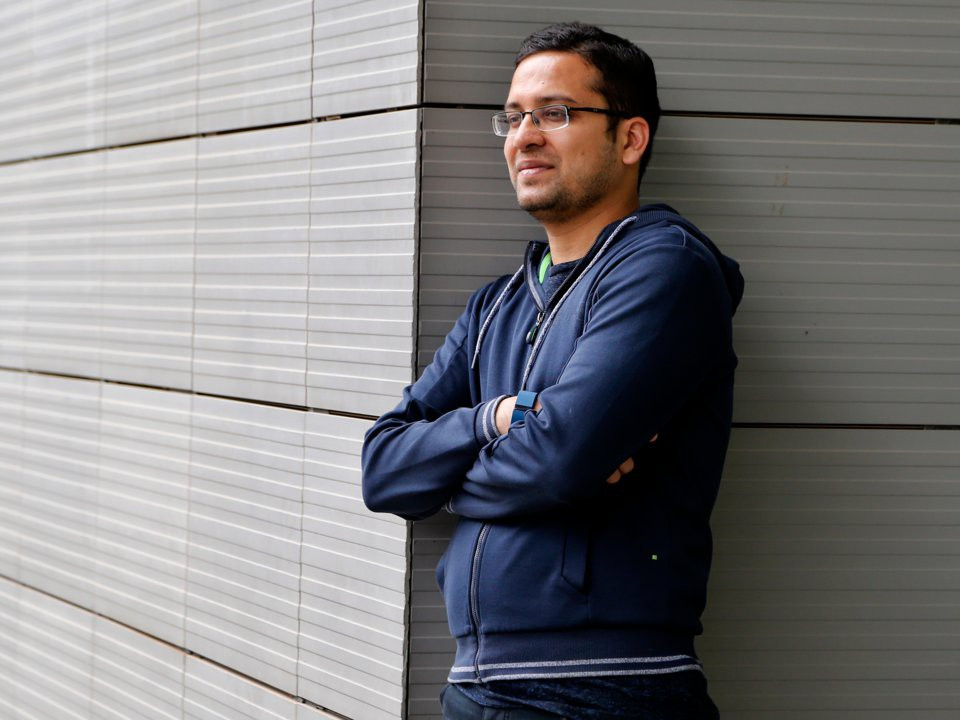 Binny Bansal là nhà đồng sáng lập kiêm CEO của công ty thương mại điện tử Ấn Độ Flipkart. Hồi tháng 5, công ty này bán cổ phần 77% cho "đế chế" bán lẻ Walmart. Thương vụ này đưa giá trị tài sản ròng của tỷ phú công nghệ Bansal lên mức 1 tỷ USD.