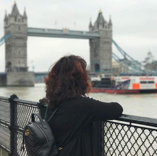 Những chuyến du lịch tới khắp nơi trên thế giới là thú vui của cô sau khi nghỉ việc tại VTV.