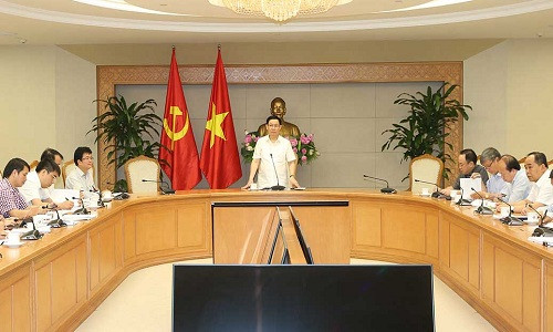 Phó Thủ tướng Vương Đình Huệ chủ trì cuộc họp. Ảnh: Thành Trung