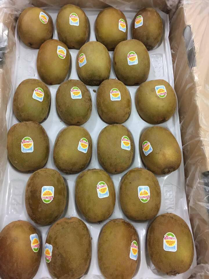 Tại Việt Nam, kiwi New Zealand nhập khẩu có giá từ 100.000 - 180.000 đồng/kg. Ảnh: FB Xuka Mon.
