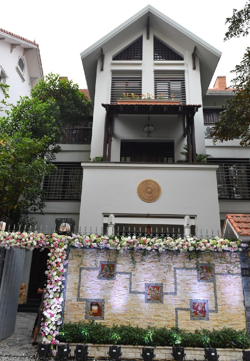 Biệt thự của Hoa hậu Thu Ngân và chồng đại gia Doãn Phương nằm trong một khu đô thị khá yên tĩnh ở Hà Nội. Ảnh: Zing.