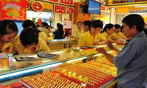 Giá vàng trong nước sáng 26/2 quay đầu giảm mạnh. Ảnh minh họa: Dân Việt.