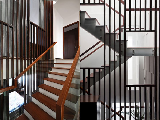 Giếng trời thứ hai thiết kế giữa nhà, phía trên là cầu thang bộ.