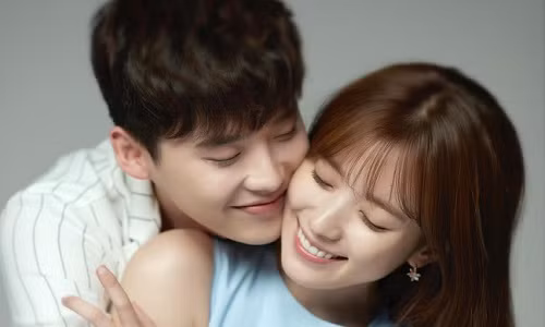 Bong dung nhan duoc tien tu nguoi la, toi phai nhan su ghe lanh