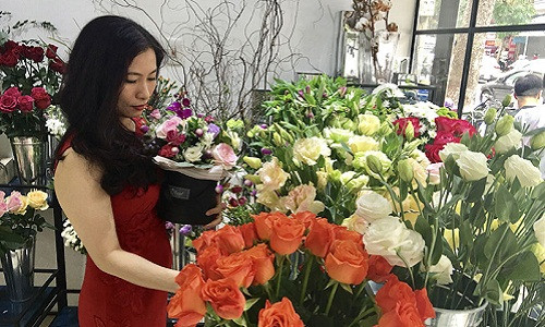 Thị tường hoa hồng nhập khẩu đang cực kỳ sôi động trong dịp Quốc tế Phụ nữ 8/3