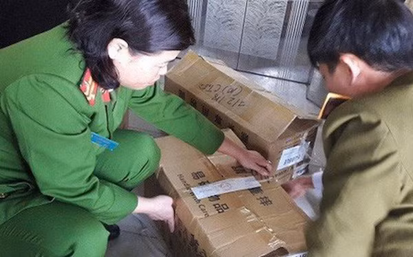 Lô hàng bị niêm phong của Ding Tea