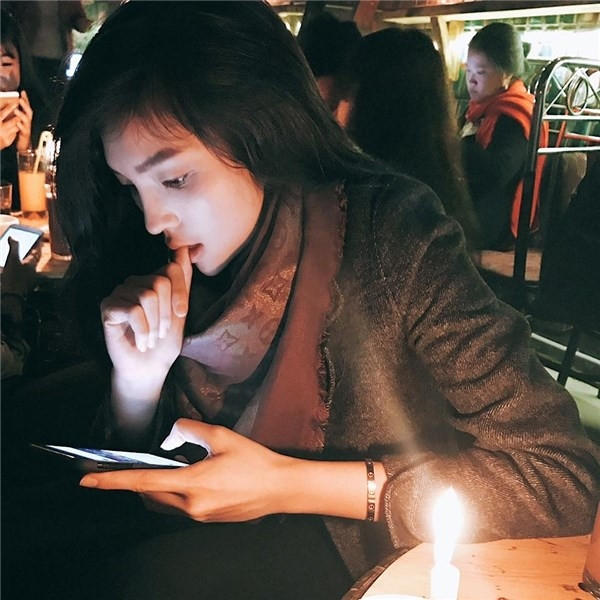 Vòng đeo tay Cartier có giá 6.600 USD (khoảng gần 150 triệu đồng). Ảnh: Thegioitre.