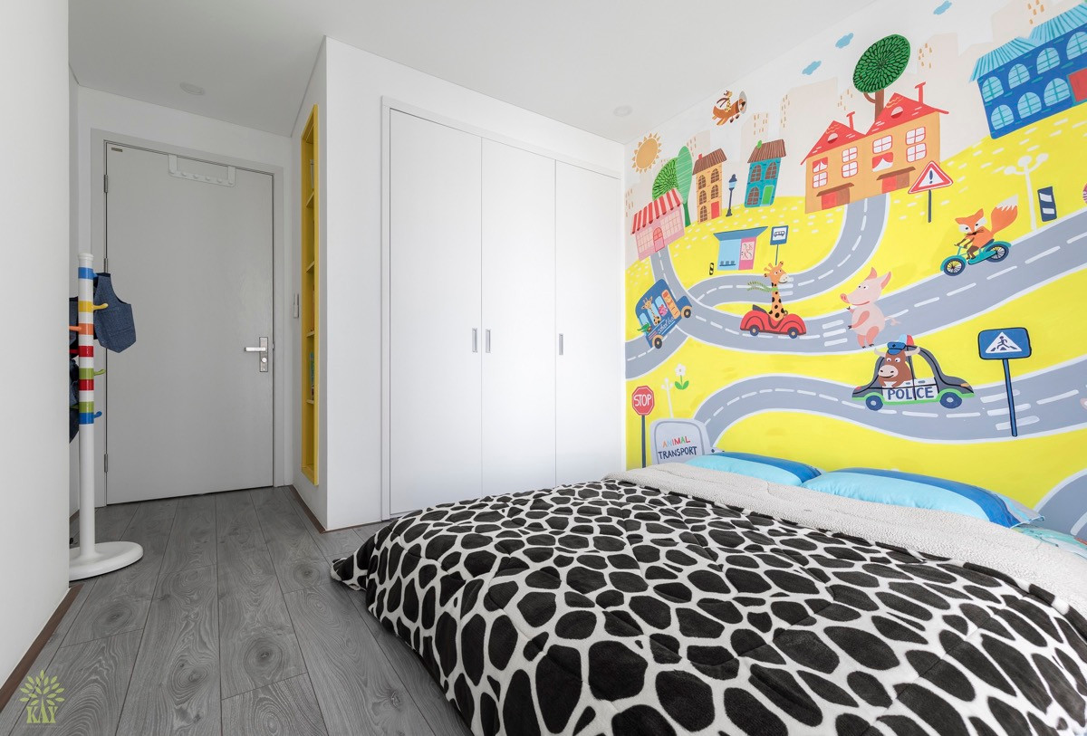 Phòng cho bé sống động với gam màu bắt mắt.