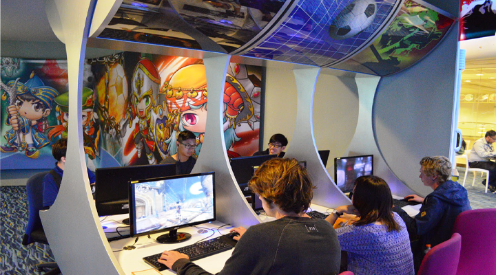 Changi còn có cả một khu video game hiện đại miễn phí cho hành khách. Ảnh: Avia.