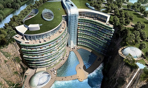 Sau hơn một thập kỷ xây dựng, khách sạn dưới lòng đất Shimao Wonderland InterContinental ở Trung Quốc dự kiến sẽ được khánh thành vào tháng 10 tới. Ảnh: Hotelmanagement.