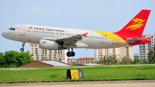 Năm 2016, hãng hàng không Trung Quốc Beijing Capital Airlines trả mức lương 80.000 USD/tháng (tương đương gần 2 tỷ đồng) cho phi công. Ảnh: Traveller.