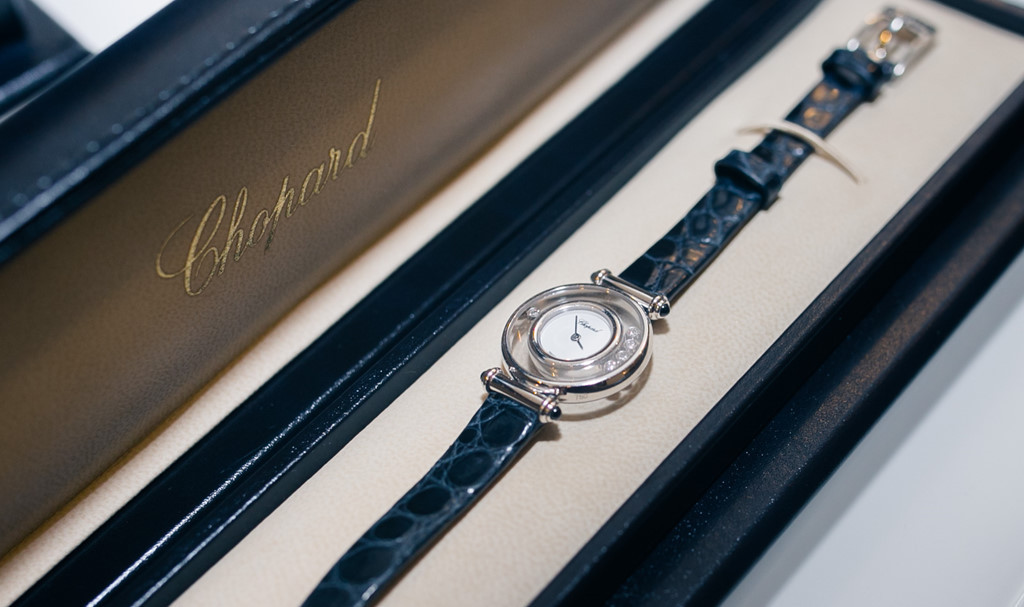 Đồng hồ không thể thiếu trong bộ sưu tập thời trang của Quế Vân. Ảnh: Zing.