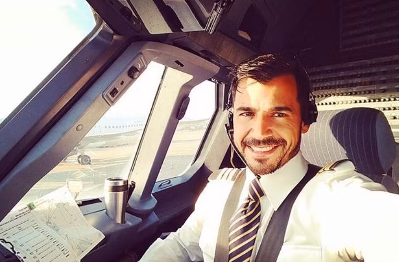 Phi công và tiếp viên hàng không TAP đều thích chụp ảnh và selfie cùng nhau.