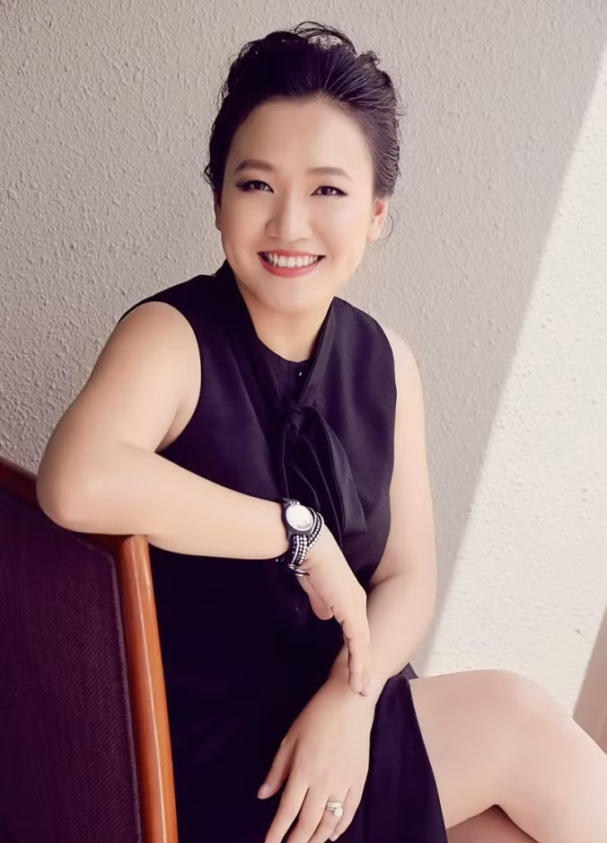 Rời Fossil để giữ vị trí mới, Giám đốc Facebook Việt Nam Lê Diệp Kiều Trang cho biết cô muốn trải nghiệm một vị trí thách thức tại Facebook với nhiệm vụ chuyên về phát triển kinh doanh của mạng xã hội này. Ảnh: Elle.