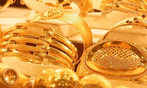 Gia vang hom nay 29/9: Bi vui dap, thap nhat 12 thang qua