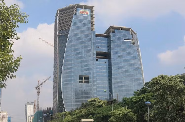 Được khởi công từ năm 2010, đến nay tòa nhà HUD Tower đã đưa vào khai thác thương mại với tổng diện tích sàn 70.000m2. Ảnh: Thương gia online.