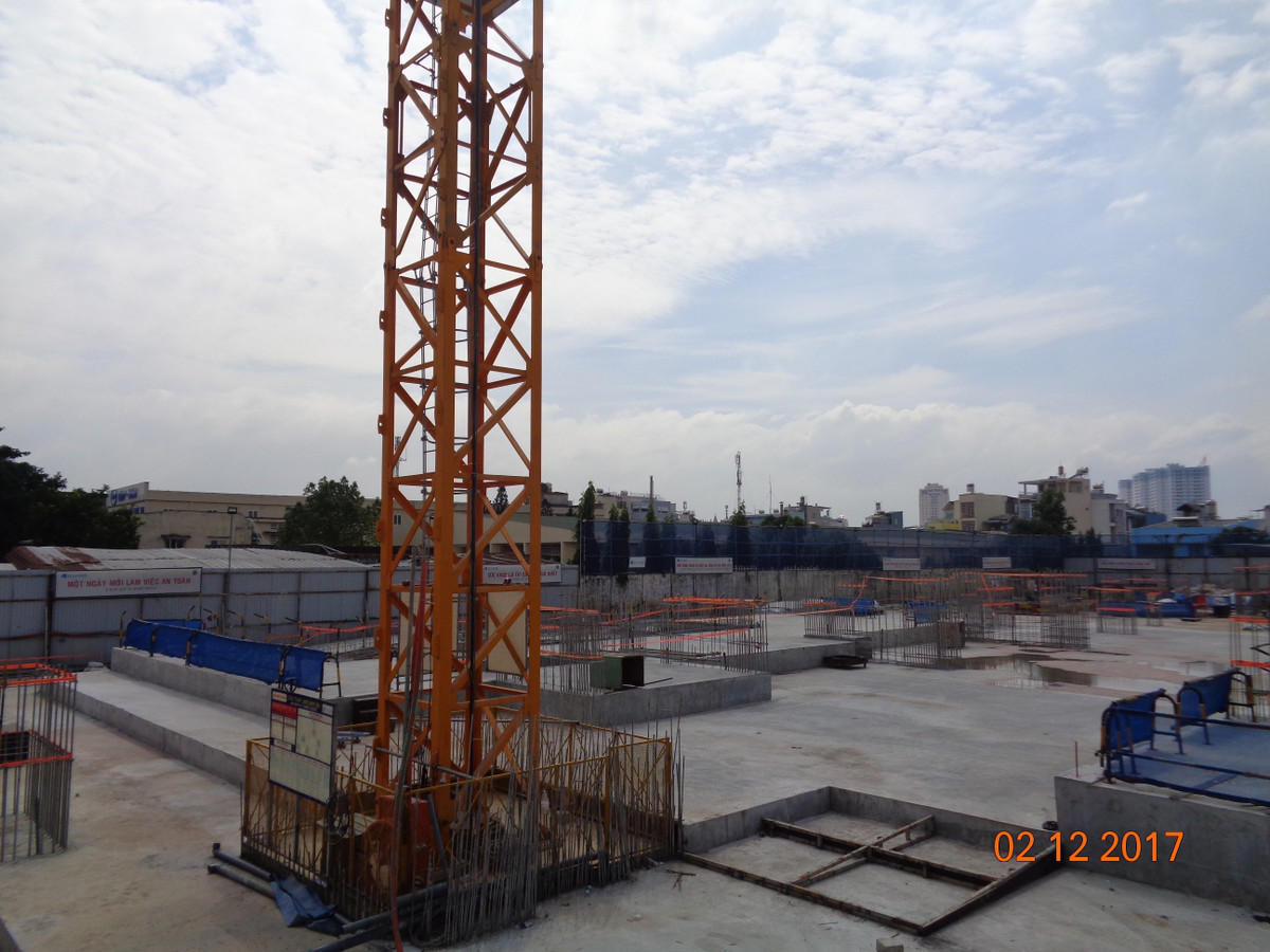 Một góc công trường thi công dự án Lancaster Lincoln ngày 3/12/2017. Ảnh: Thelancasterlincoln.