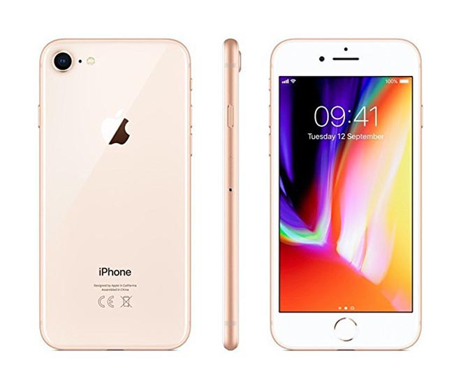 1. iPhone 8 (4.7 inch). Thực sự so với iPhone X thì iPhone 8 hoàn toàn không thua kém khi sở hữu chip xử lý A11 và hỗ trợ sạc nhanh - điều mà các iPhone trước đó không có được. Ngoài ra, thời lương pin được cải thiện so với iPhone 7 cũng là ưu điểm nổi bật mà bạn tìm được trên chiếc smartphone màn hình dưới 5 inch này.
