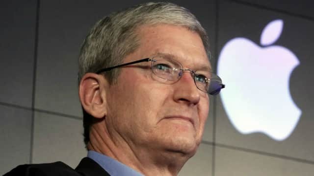 Việc bỏ ra một số tiền lớn cho vấn đề an ninh cá nhân của các vị tỷ phú không phải là chuyện hiếm thấy ở các công ty lớn. Năm 2016, gã khổng lồ công nghệ Apple chi khoảng 317.000 USD về chi phí an ninh và đi lại của CEO Tim Cook. Ảnh: PCMag India.