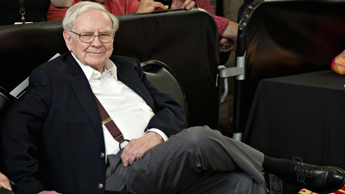 Berkshire Hathaway cũng chi tới 385.606 USD dành cho sự an toàn của tỷ phú Warren Buffett. Ảnh: BI.
