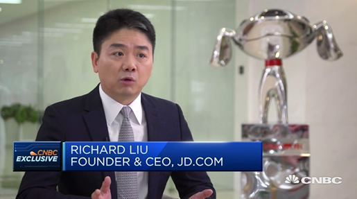 Trong quý I/2017, JD.com đạt doanh thu 11,1 tỷ USD, tăng 41,2% so với cùng kỳ năm trước. Lợi nhuận ròng của công ty cũng đạt 51,5 triệu USD. Ảnh: CNBC.