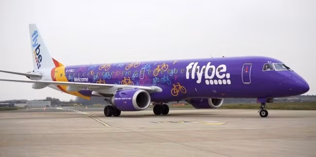 Năm 2008 khi chiếc máy bay của hãng hàng không Flybe phải quay đầu trở lại Cardiff (Anh) ngay trong quá trình hạ cánh ở Paris, Pháp. Ảnh: City AM.