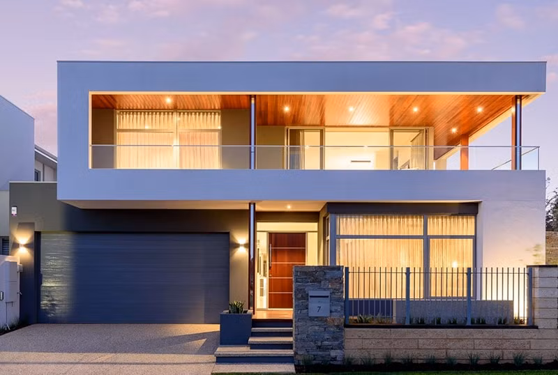 Điểm cuốn hút của ngôi biệt thự phố 8×20 là vẻ đẹp hiện đại, khỏe khoắn đến từ cách thiết kế tạo hình ngôi nhà theo dạng các khối hình học vuông vức. Ảnh: Kientrucboba.