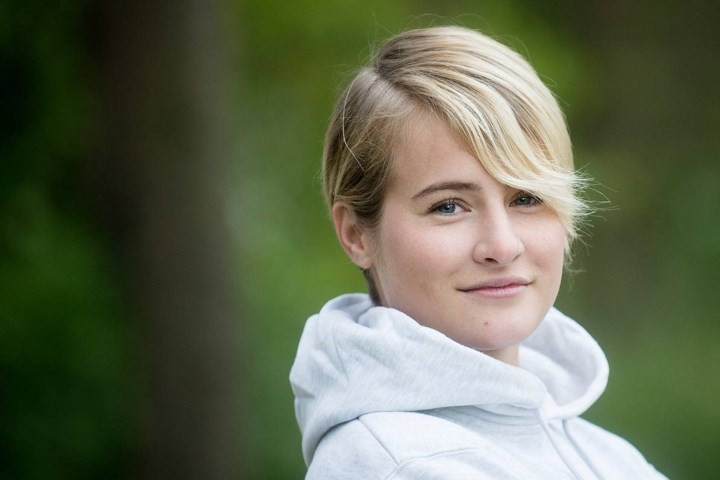 Trong hai chị em, Katharina góp mặt nhiều hơn tại Ferd và đã hoàn thành chương trình thực tập của công ty. Katharina từng theo học ngành khoa học xã hội tại trường đại học Amsterdam.