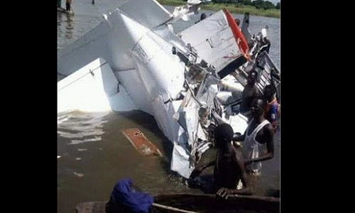 Roi may bay, it nhat 17 nguoi thiet mang