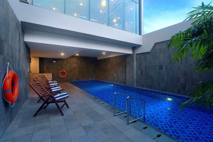 Ngoài khách sạn đội tuyển Olympic Việt Nam nghỉ tại Indonesia còn có bể bơi...Ảnh: Hotels.