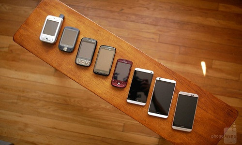 Thiết kế của smartphone HTC qua các năm.