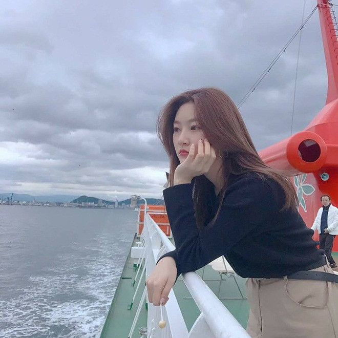 Tuy nhiên, với nhan sắc xinh đẹp, Kim Sae Ron được nhận xét sẽ trở thành mỹ nhân thế hệ mới của điện ảnh Hàn Quốc trong tương lai.