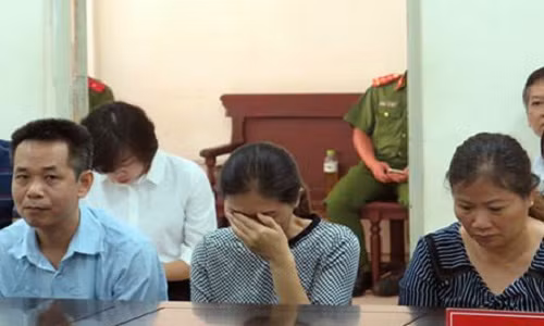 5 ngan hang mat tien ty, cuu tong giam doc muu mo nhan ket dang