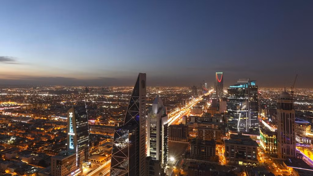 Ảrập Xêút hiện có 62 tỷ phú, nắm trong tay số tiền khoảng 169 tỷ USD. Ảnh: The National.