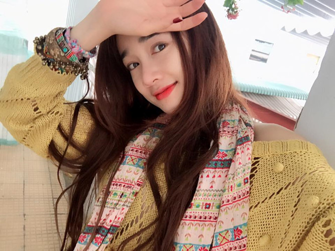 Trong khi đó Nhã Phương đang là một diễn viên tài năng được nhiều đạo diễn ưu ái. Nhã Phương không sở hữu khối tài sản kếch xù như nhiều ngôi sao khác nhưng hứa hẹn số tài sản ấy ngày càng tăng trong tương lai. Ảnh: Facebook Navi Nha Phương.