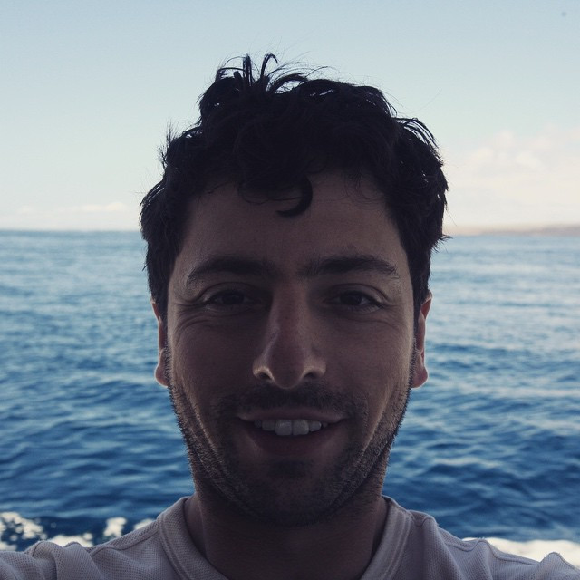 Bức ảnh tự sướng hiếm hoi của tỷ phú Mỹ. Ảnh: Metro. Video: Tỷ phú Bill Gates cấm con sử dụng điện thoại di động trước 14 tuổi. Nguồn: VTC14.