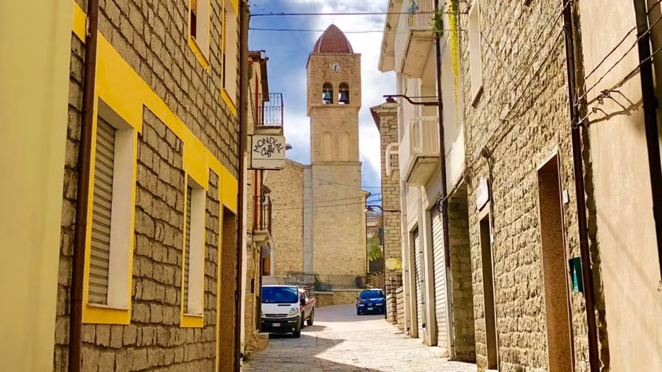 Một góc nên thơ của thị trấn nhỏ nước Ý.