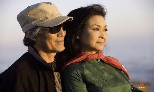 Khánh Ly hạnh phúc bên chồng khi ông còn sống.