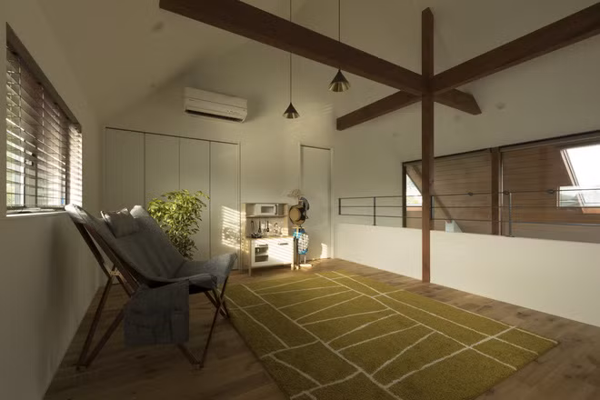 Tầng 2 là không gian nghỉ ngơi, thư giãn với 2 phòng ngủ và 1 phòng thư giãn.